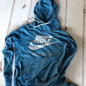 nike sweater